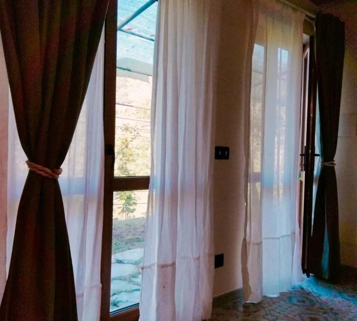 Bed and Breakfast Arca Di Ne Terisso 0*,  Italia